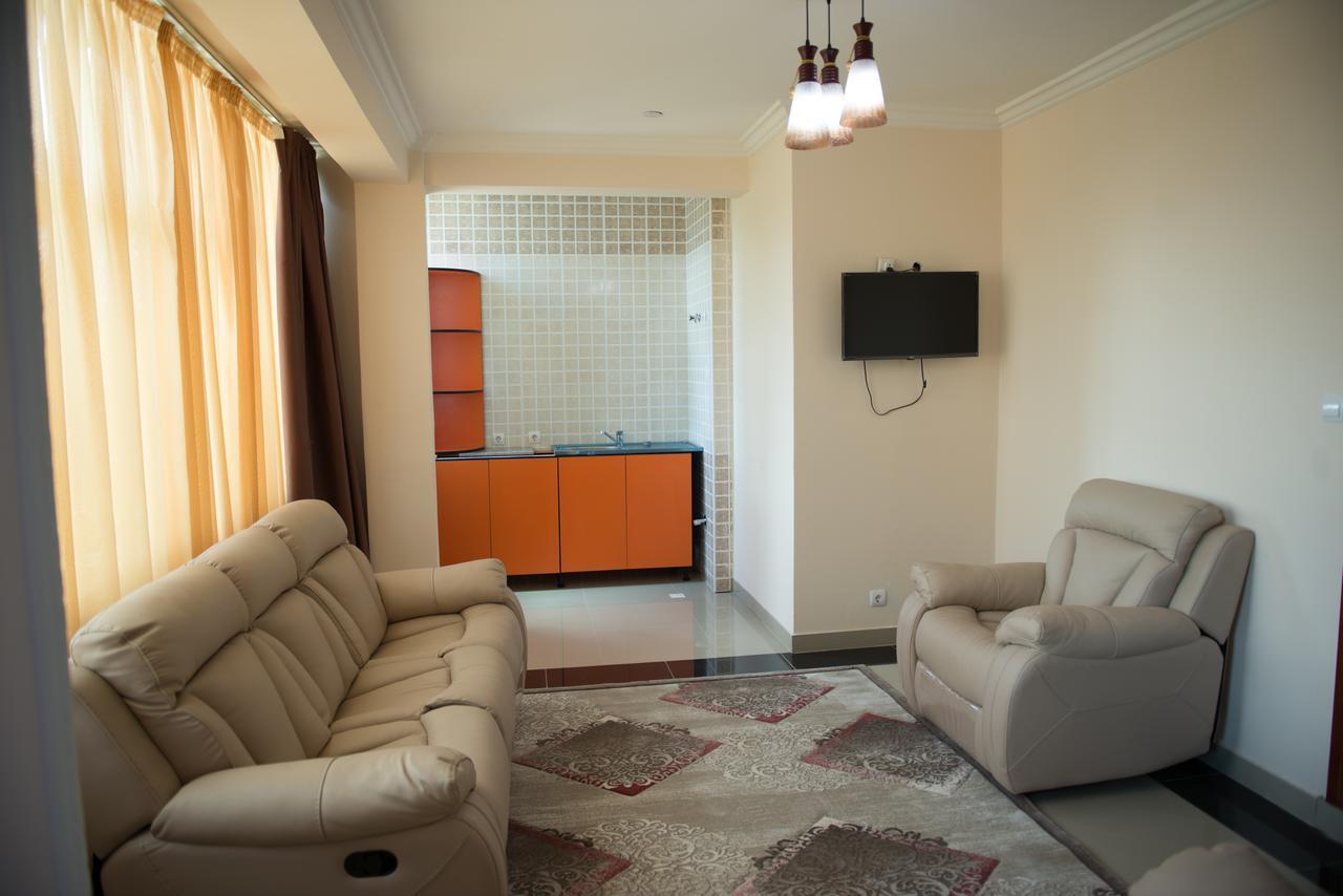 C Fun Addis Hotel Buitenkant foto