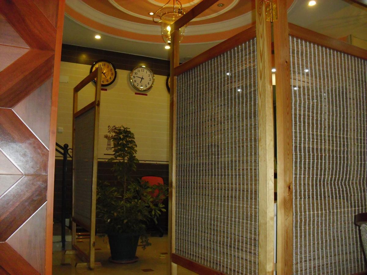 C Fun Addis Hotel Buitenkant foto