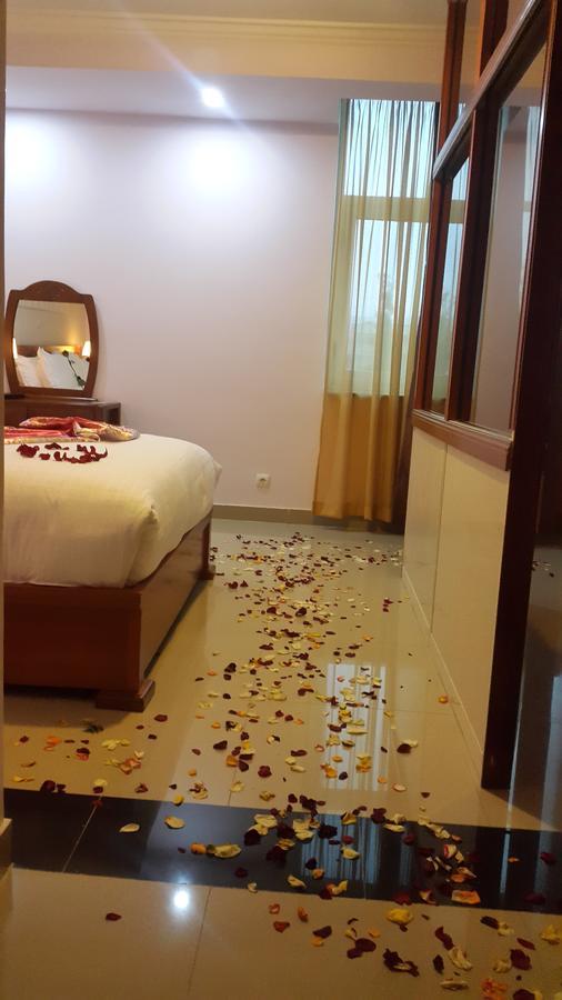 C Fun Addis Hotel Buitenkant foto