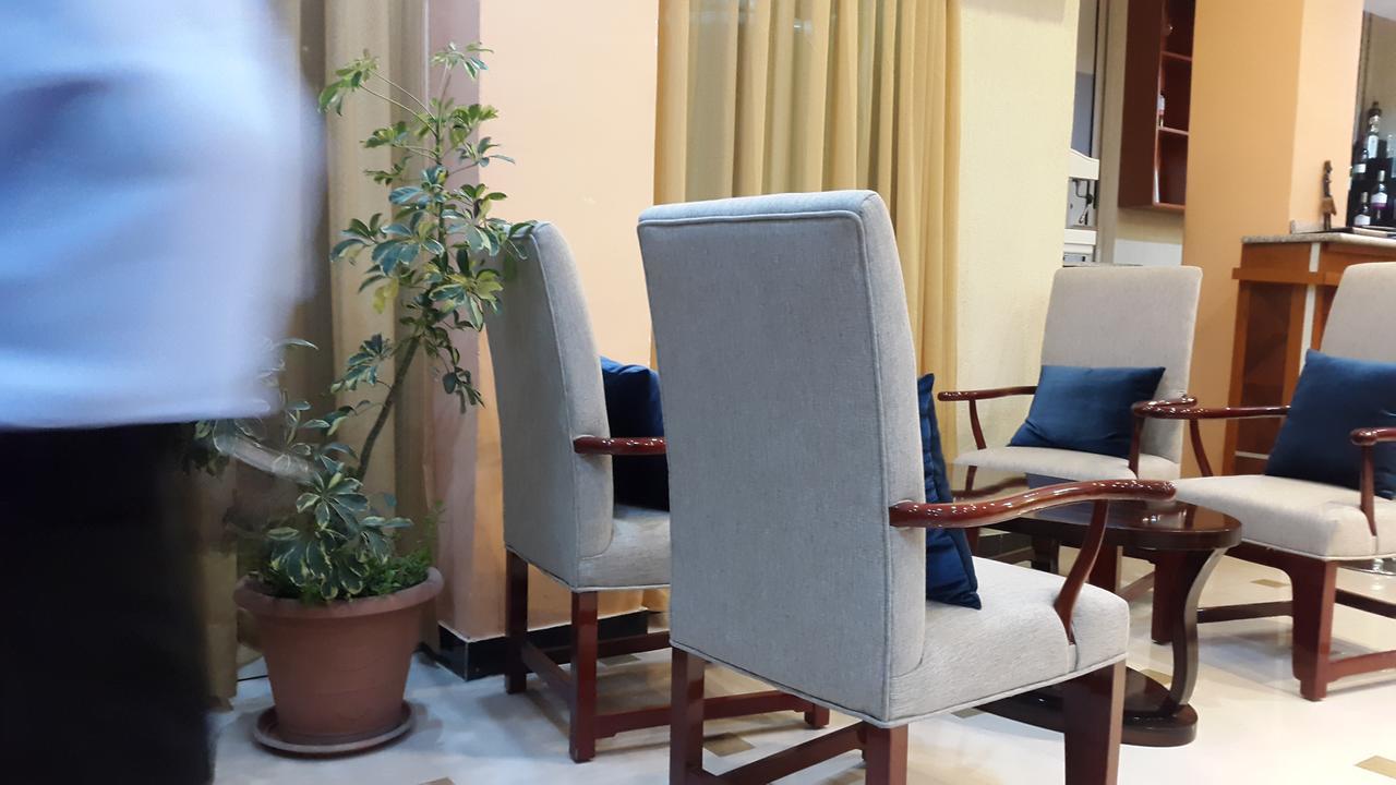 C Fun Addis Hotel Buitenkant foto