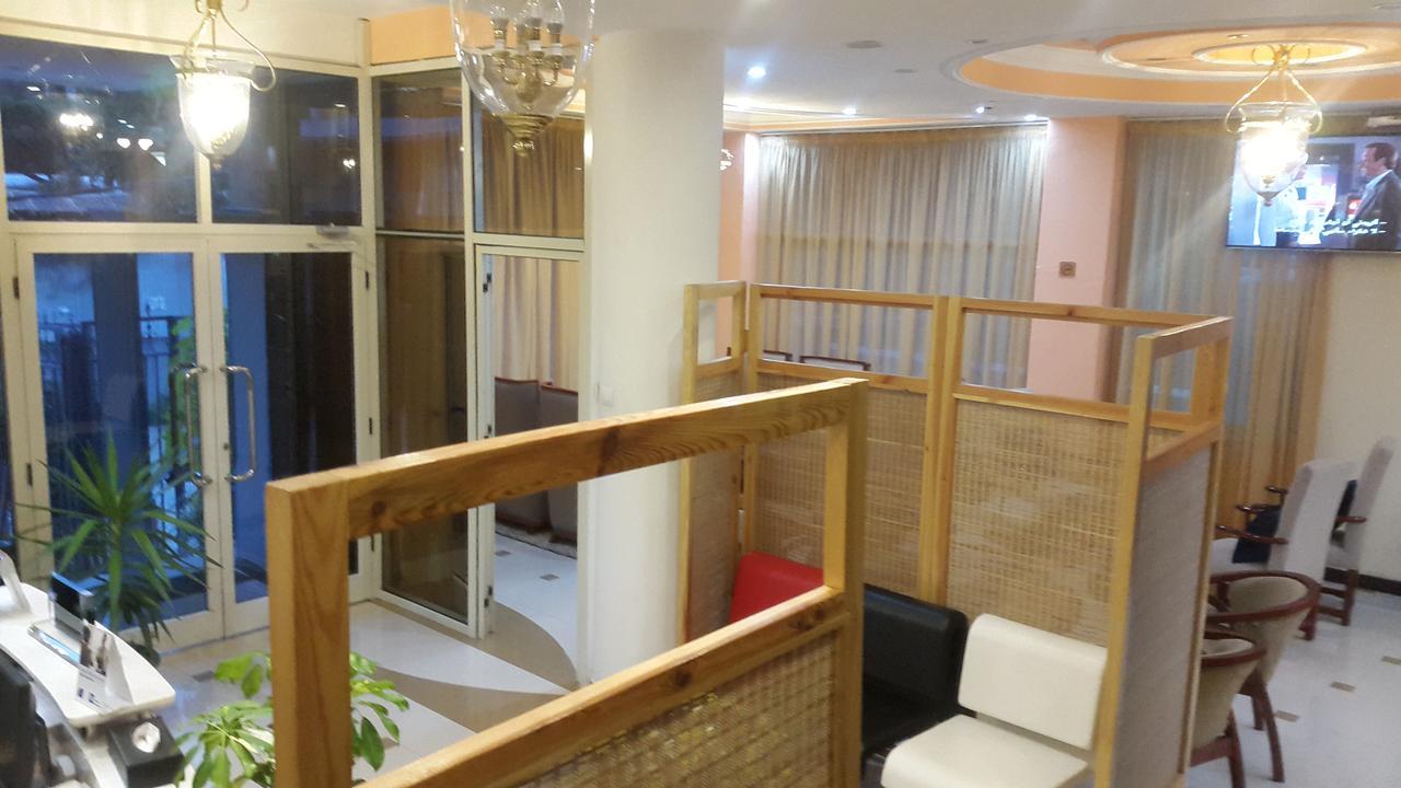 C Fun Addis Hotel Buitenkant foto